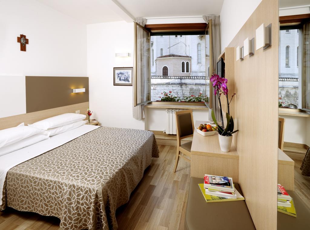 Hotel Delle Rose Каша Экстерьер фото