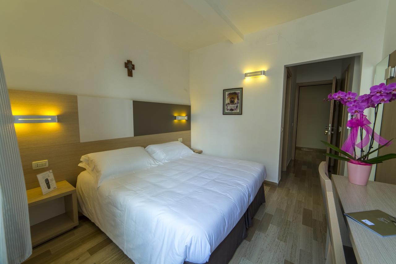 Hotel Delle Rose Каша Экстерьер фото